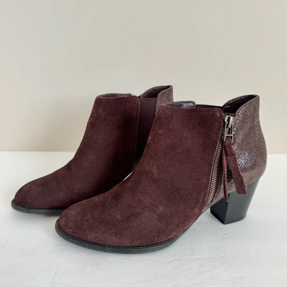 Vionic Anne Ankle Boots In Java Snake size 8
